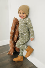 Load image into Gallery viewer, Chestnut Textiles Muslin Quilt