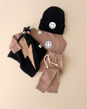 Load image into Gallery viewer, Lounge Set | Smiley Mocha