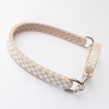 Load image into Gallery viewer, The HydraHandle - Checkered
