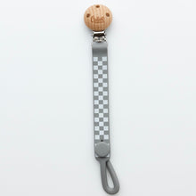 Load image into Gallery viewer, Nash Everything Clip - Checkered
