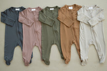 Load image into Gallery viewer, Olive Bamboo Footed Zipper
