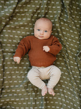 Load image into Gallery viewer, Olive Strokes Muslin Quilt
