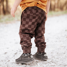 Load image into Gallery viewer, ATHLETIC JOGGER - BROWN MUTED CHECKERBOARD
