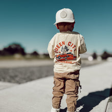 Load image into Gallery viewer, QUEEN CITY GARAGE TEE - VINTAGE CREAM
