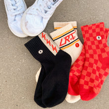 Load image into Gallery viewer, 3-PACK SOCKS - RETROGRADE
