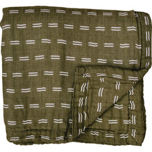 Load image into Gallery viewer, Olive Strokes Muslin Quilt
