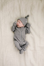 Load image into Gallery viewer, Grey Organic Ribbed Newborn Knot Hat
