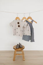 Load image into Gallery viewer, Anchors Button Short Set
