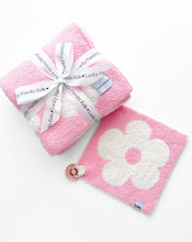 Load image into Gallery viewer, Daisy Plush Lovey | Pink
